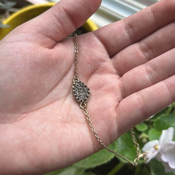 Necklace - Picture 2 of 3